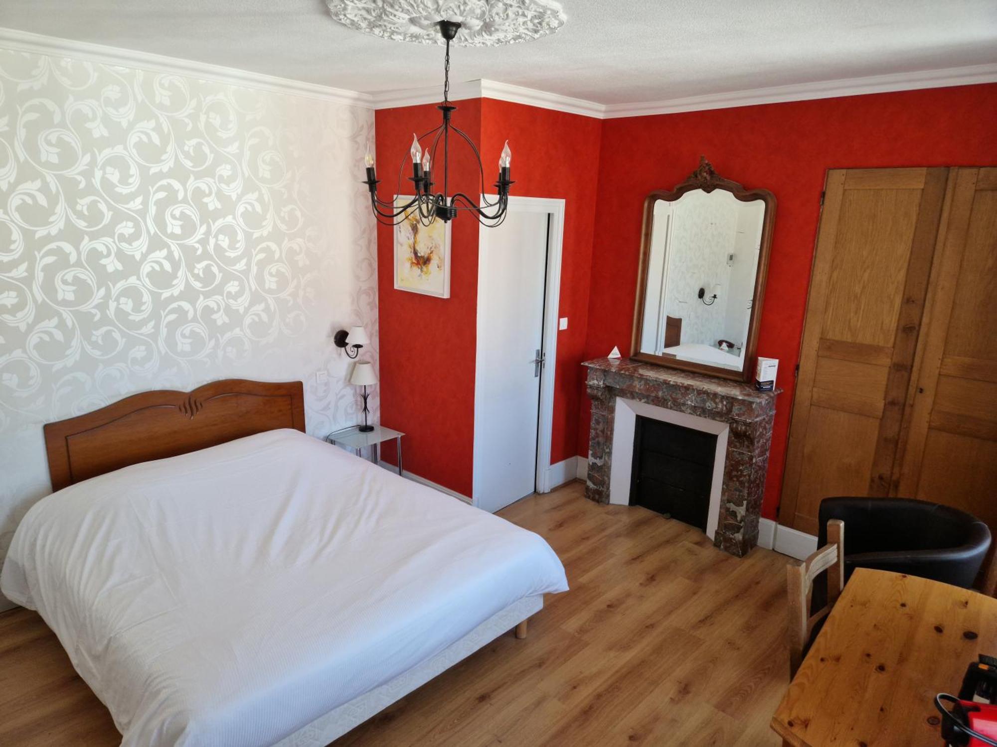 Hotel De La Ferte Chagny  Zewnętrze zdjęcie