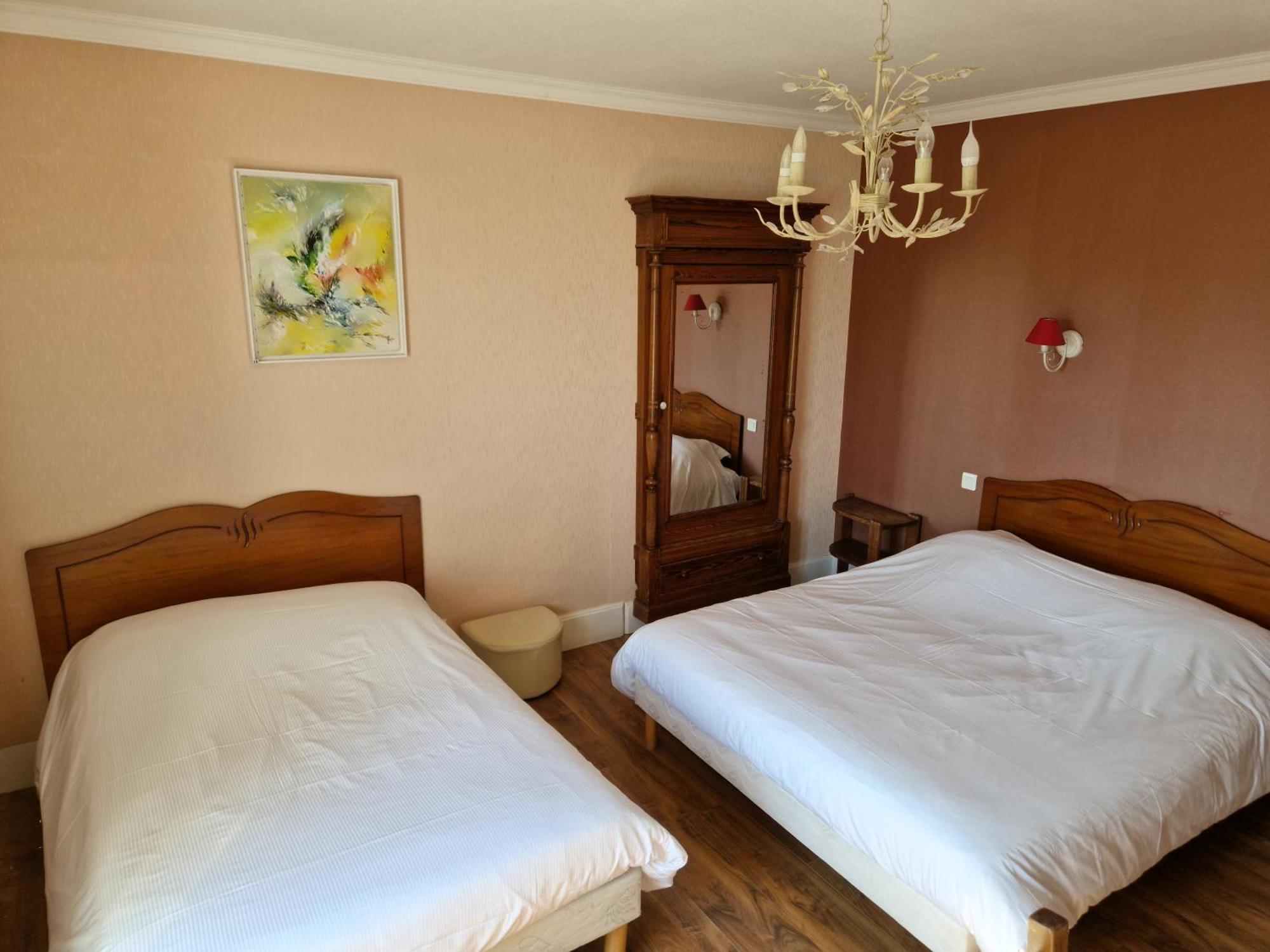 Hotel De La Ferte Chagny  Zewnętrze zdjęcie