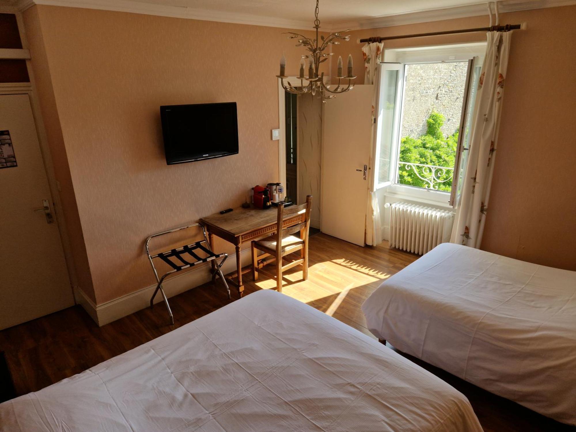 Hotel De La Ferte Chagny  Zewnętrze zdjęcie