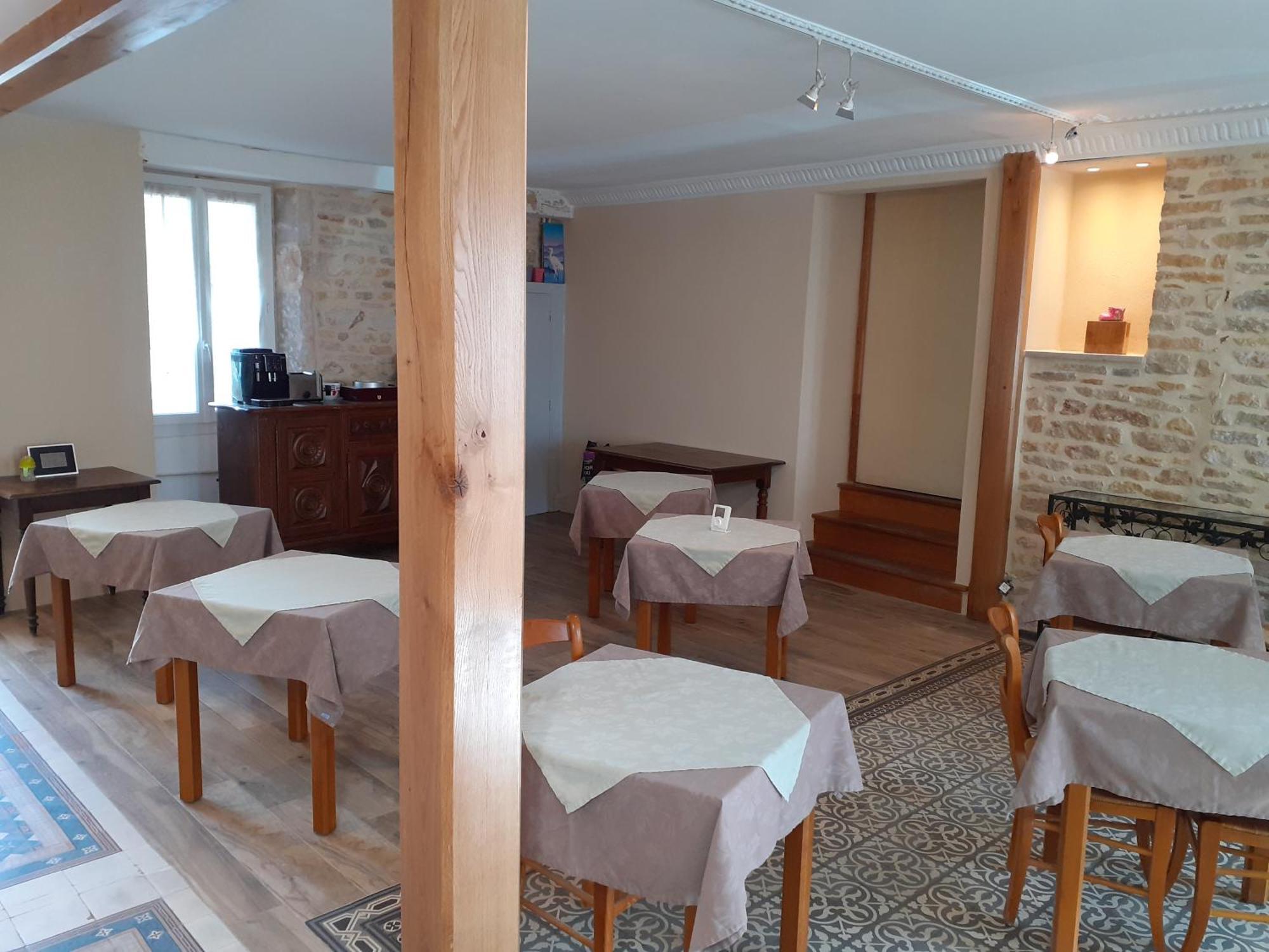 Hotel De La Ferte Chagny  Zewnętrze zdjęcie