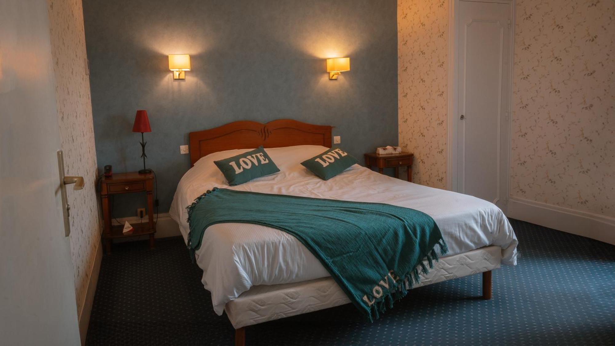 Hotel De La Ferte Chagny  Zewnętrze zdjęcie