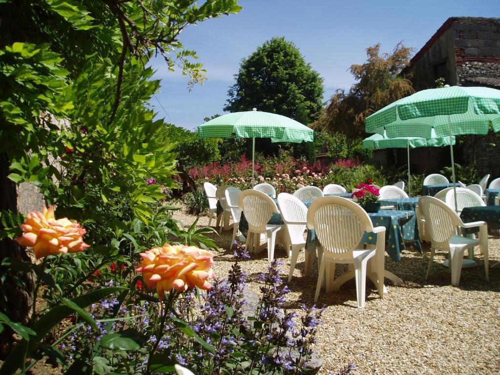 Hotel De La Ferte Chagny  Zewnętrze zdjęcie